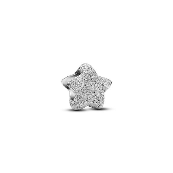 Textured star mini charm 
